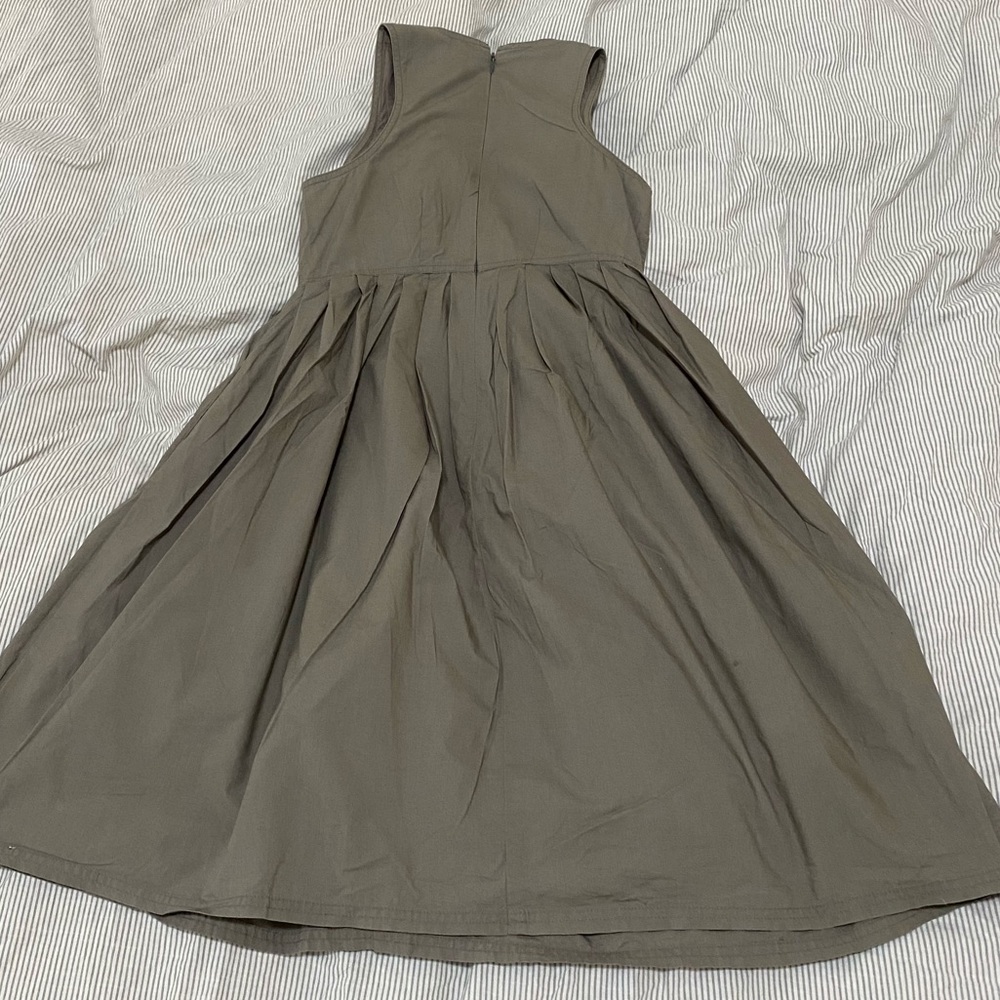 Beautiful Crisp Cotton Gray Dress, Gap, size 2 - Picture 4 of 5